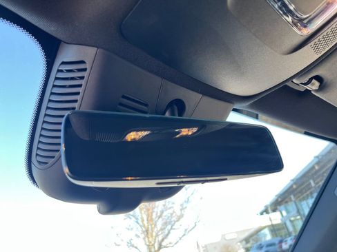 Certified 2025 Mercedes-Benz GLB 250 4MATIC image 26