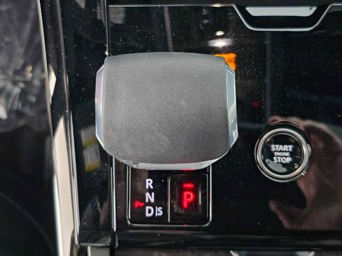 New 2025 Land Rover Range Rover Sport Dynamic SE image 30