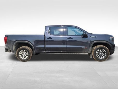 Used 2023 GMC Sierra 1500 AT4 w/ Technology Package AWD/4WD image 14