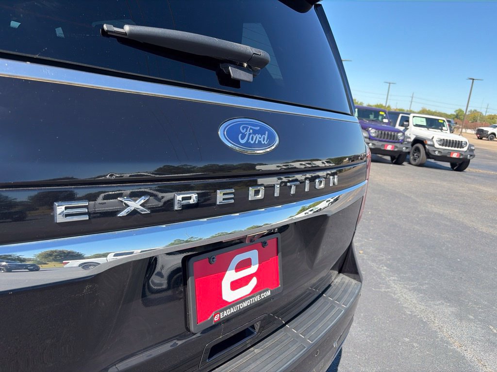 Used 2022 Ford Expedition King Ranch AWD/4WD image 42