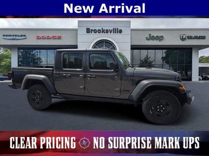 Used 2024 Jeep Gladiator Sport