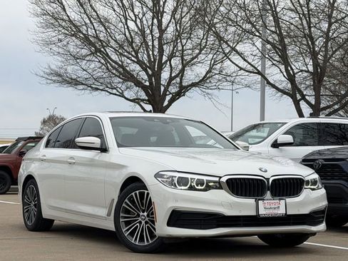 Used 2019 BMW 530i xDrive w/ Convenience Package image 2