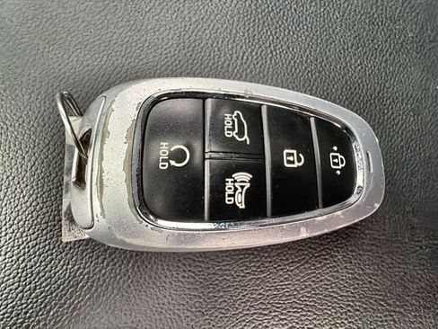 Used 2023 Hyundai Santa Fe SEL Premium AWD/4WD image 28