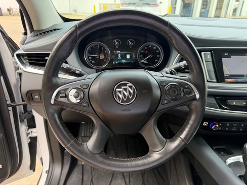 Used 2018 Buick Enclave Premium FWD image 13