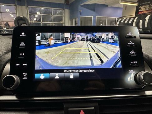 Used 2022 Honda Accord Sport image 11