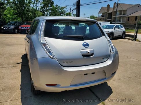 Used 2016 Nissan Leaf SL w/ Premium Package FWD image 11