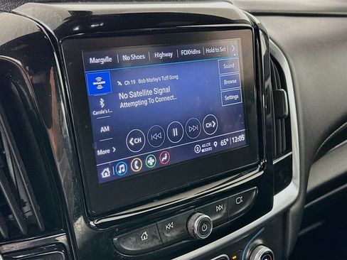 Used 2022 Chevrolet Traverse LT AWD/4WD image 18