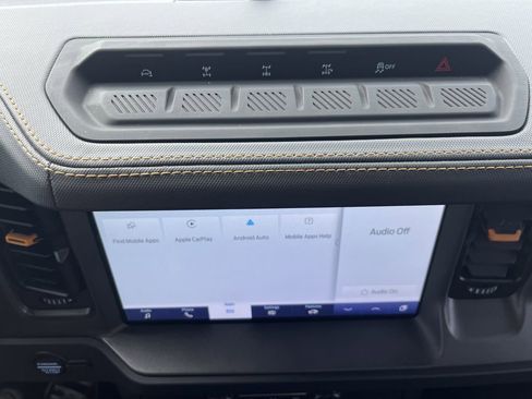 Certified 2024 Ford Bronco Badlands image 28