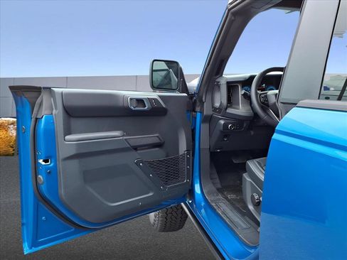 New 2025 Ford Bronco Badlands w/ Sasquatch Package AWD/4WD image 60