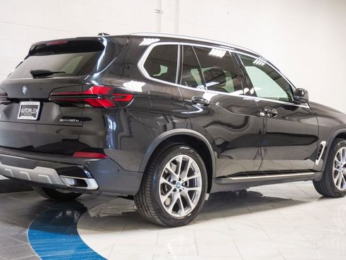 Used 2025 BMW X5 xDrive50e AWD/4WD image 31