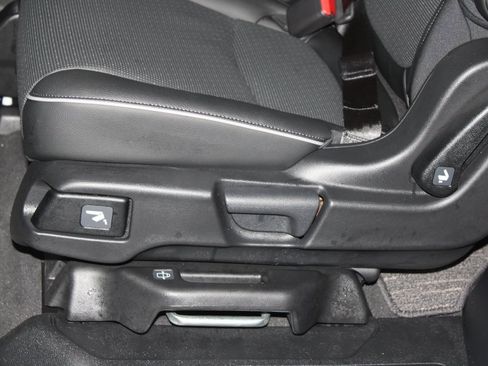 Used 2025 Honda Odyssey Elite image 17