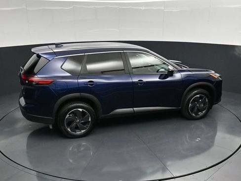 Used 2025 Nissan Rogue SV AWD/4WD image 46