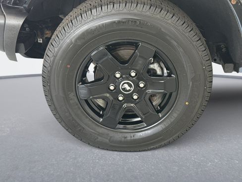 Used 2023 Ford Bronco Black Diamond AWD/4WD image 24