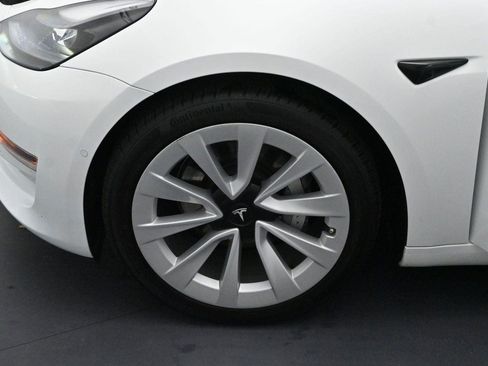Used 2022 Tesla Model 3 RWD image 23