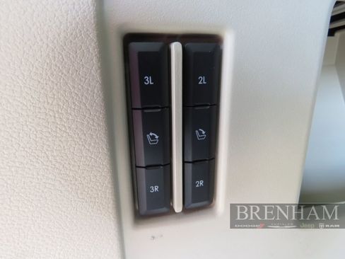 Used 2020 Lincoln Navigator Reserve w/ Luxury Package image 21