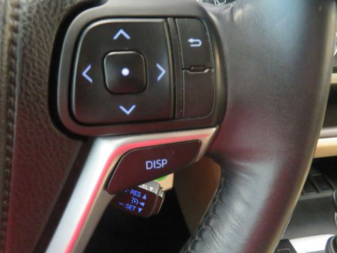 Used 2014 Toyota Highlander Plus image 35