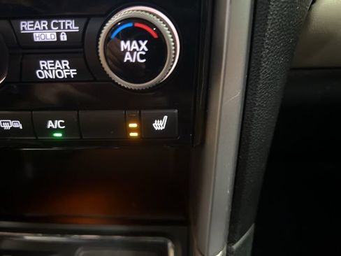 Used 2020 Subaru Ascent Limited w/ Technology Package AWD/4WD image 33
