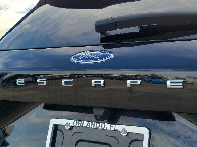 Certified 2025 Ford Escape ST-Line Select AWD/4WD image 9