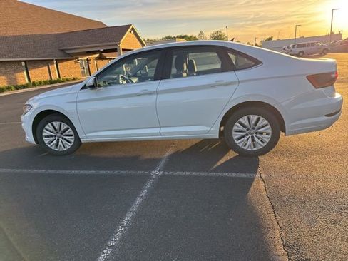 Used 2019 Volkswagen Jetta S image 11