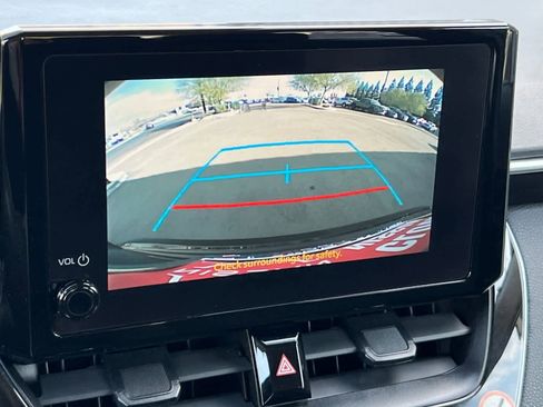 Used 2024 Toyota Corolla LE image 21