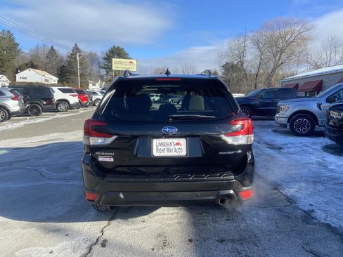 Used 2020 Subaru Forester Limited image 4