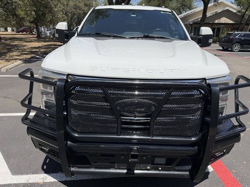 Used 2022 Ford F350 Lariat w/ Lariat Ultimate Package AWD/4WD image 8