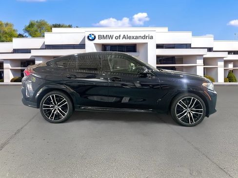 Used 2022 BMW X6 xDrive40i w/ Executive Package AWD/4WD image 4