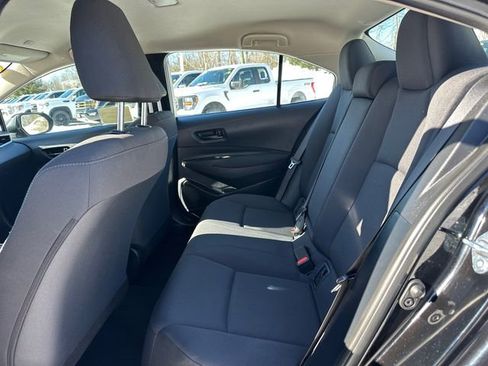 Certified 2025 Toyota Corolla LE image 18