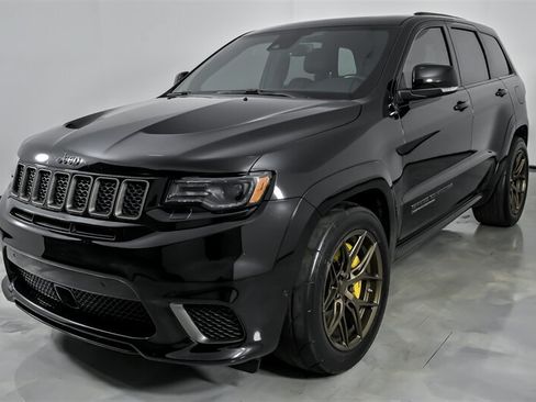 Used 2018 Jeep Grand Cherokee Trackhawk AWD/4WD image 5