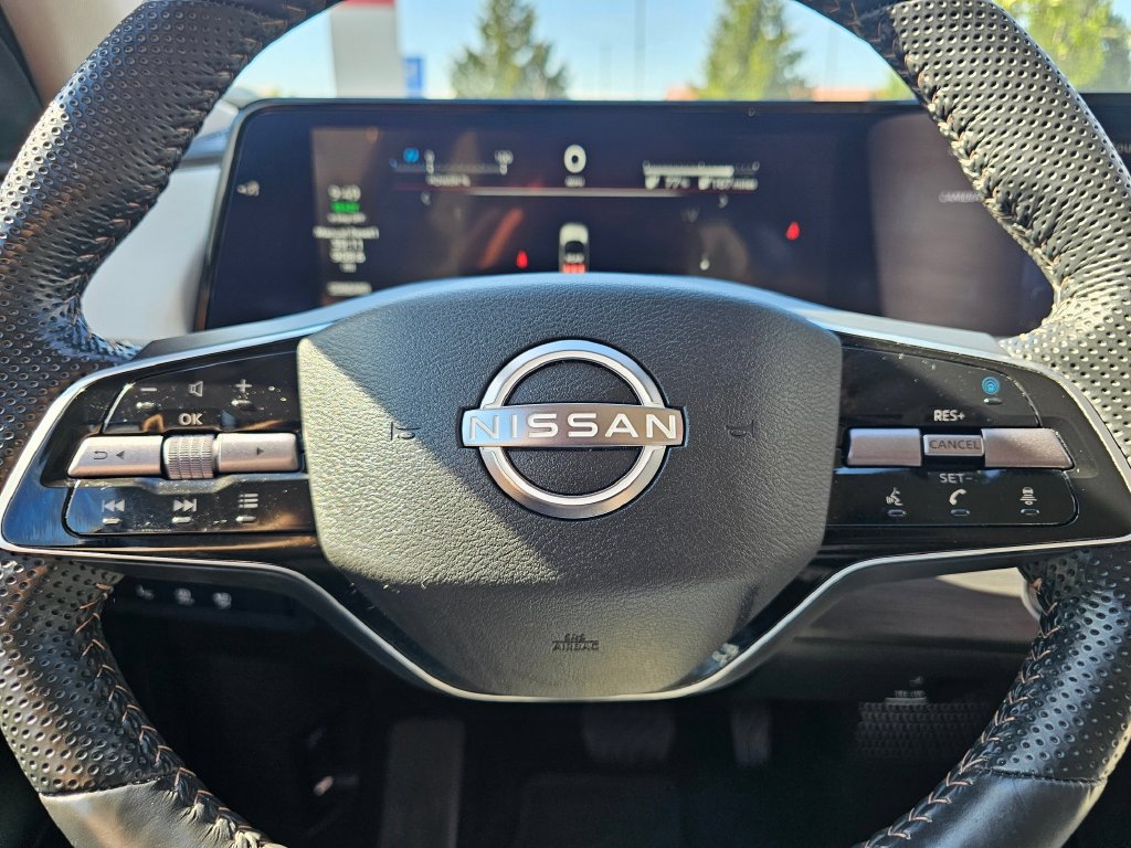 Used 2023 Nissan Ariya FWD image 19
