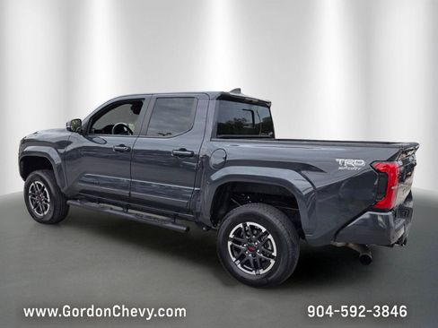 Used 2024 Toyota Tacoma TRD Sport w/ TRD Sport Upgrade Package AWD/4WD image 3