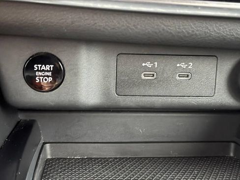 Used 2025 Nissan Rogue SV FWD image 23