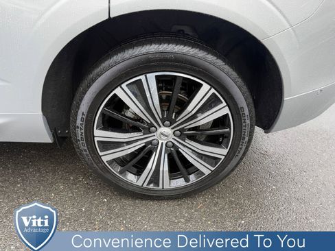 Certified 2023 Volvo XC60 B5 Plus w/ Climate Package image 13