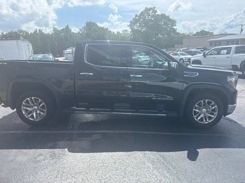 Used 2021 GMC Sierra 1500 SLT w/ SLT Convenience Package AWD/4WD image 3