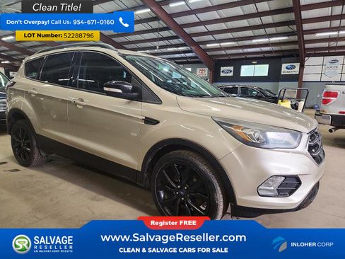 Used 2017 Ford Escape Titanium FWD image 5