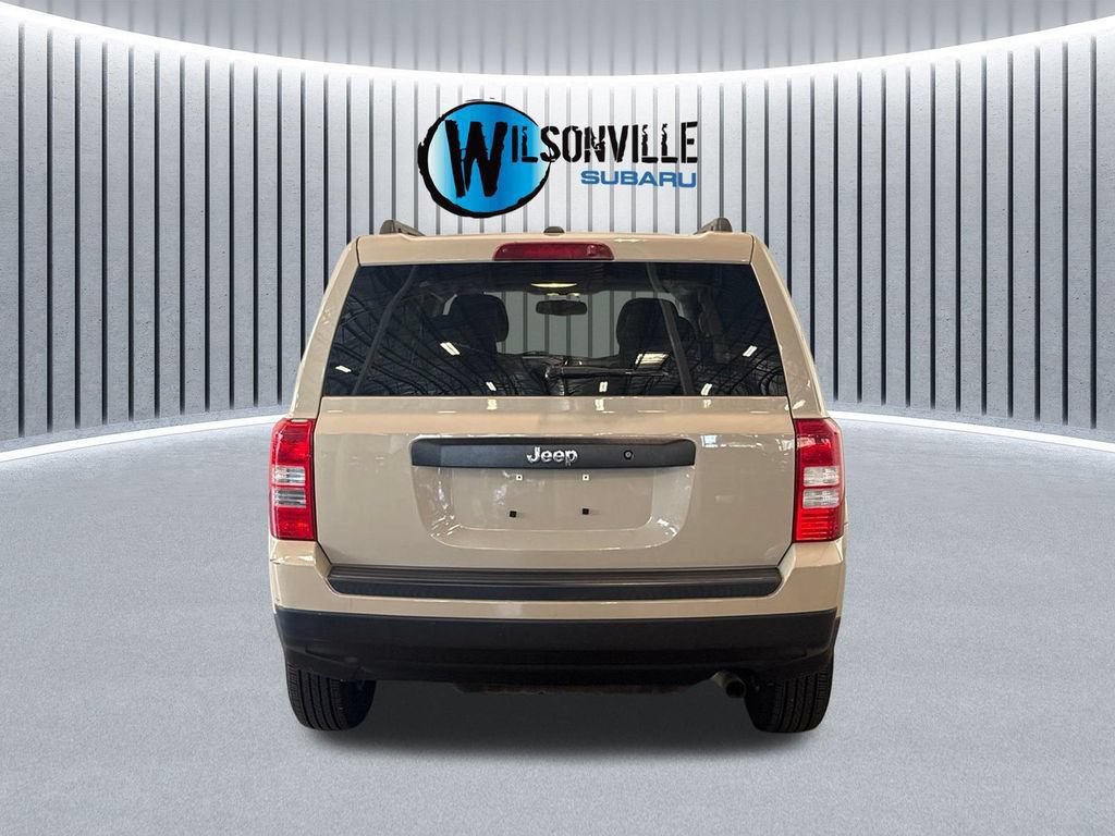 Used 2016 Jeep Patriot Sport FWD image 4