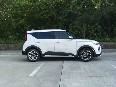 Used 2020 Kia Soul X-Line FWD image 10
