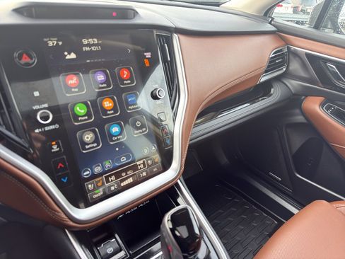 Used 2025 Subaru Outback Touring image 22