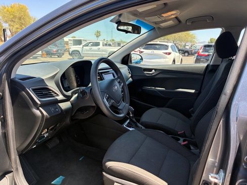 Used 2018 Hyundai Accent SE FWD image 15