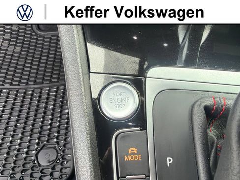 Used 2020 Volkswagen GTI SE FWD image 22