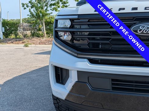 Certified 2025 Ford Expedition Max Platinum w/ Stealth Performance Package AWD/4WD image 9