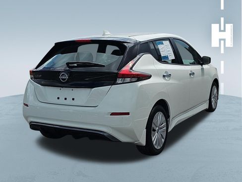 Used 2024 Nissan Leaf S FWD image 4