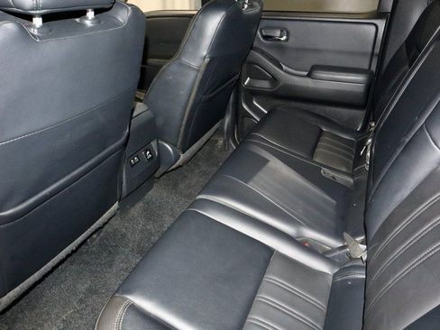 Used 2022 Nissan Frontier PRO-4X w/ Pro-4X Premium Package image 21