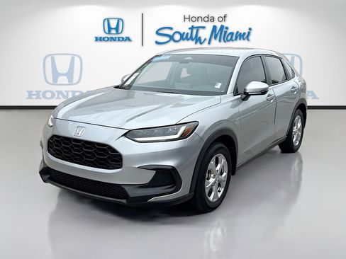 Certified 2024 Honda HR-V LX image 3