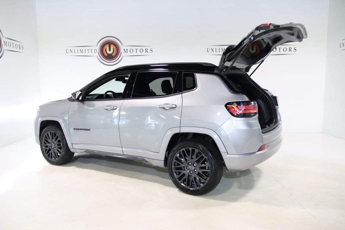 Used 2022 Jeep Compass High Altitude AWD/4WD image 28