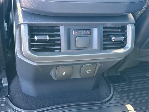 Used 2024 Ford F150 Lariat w/ Equipment Group 502A High AWD/4WD image 21