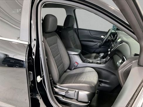 Used 2024 Chevrolet Equinox LT FWD image 9