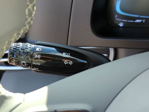 New 2026 Hyundai Elantra Sport FWD image 27