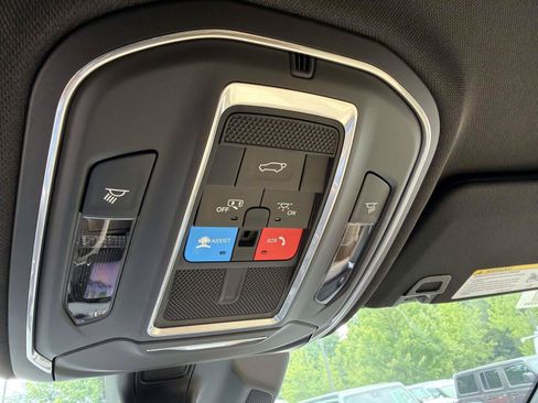 New 2026 Jeep Grand Cherokee Limited AWD/4WD image 21
