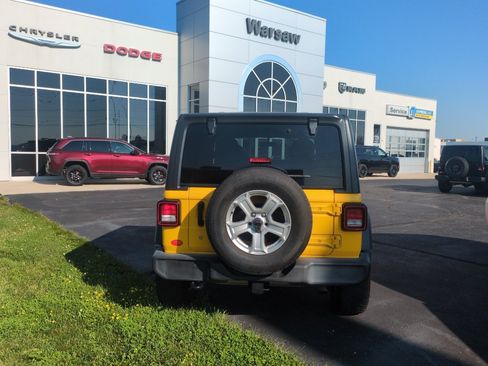 Used 2019 Jeep Wrangler Unlimited Sport S AWD/4WD image 6